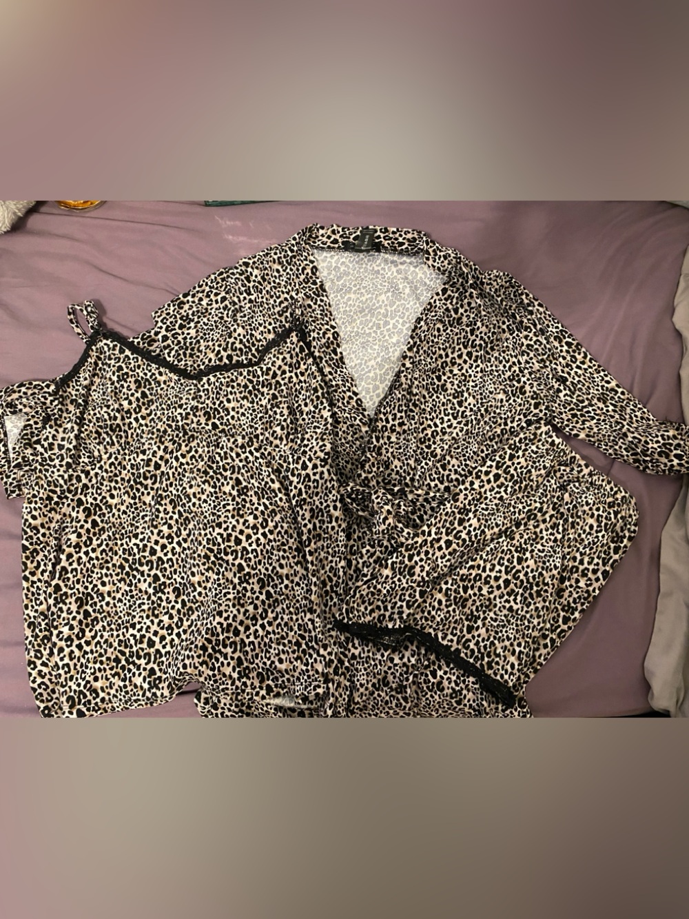 Leopard Print Lace-Trim 3-piece set!!!